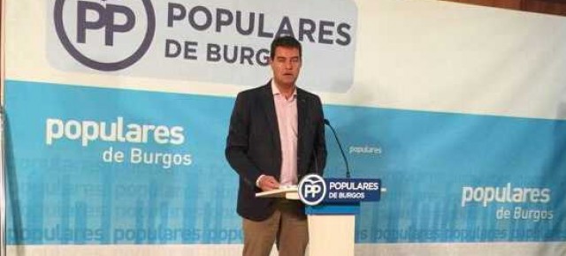Ángel Ibáñez en la rueda de prensa de presentación de la PNL