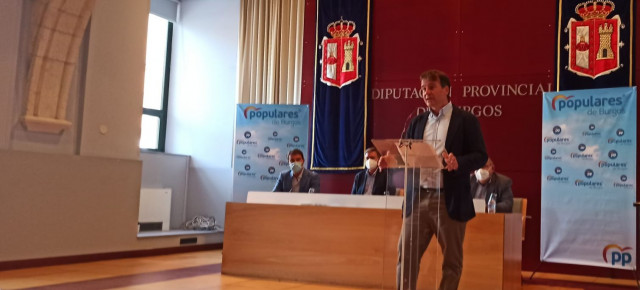 Borja Suárez se dirige a los asistentes a la Junta Directiva Provincial PP Burgos