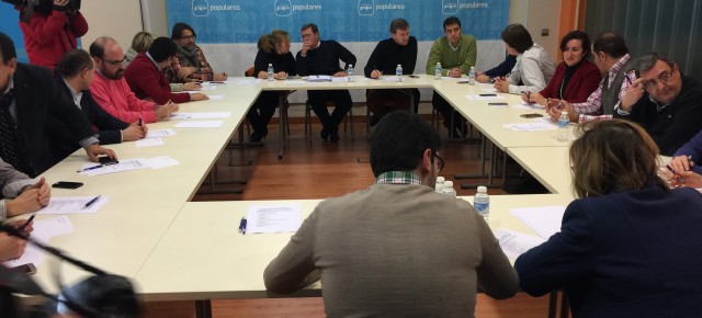 Reunión de los compromisarios del PP de Burgos